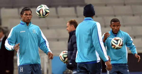 'Aunque sea un gol' esperan hondureños de la Bicolor