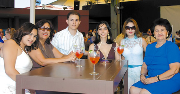 Bienvenida en Le Pacha