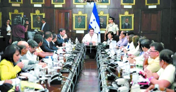 JOH instala mesa de diálogo sobre inclusión social