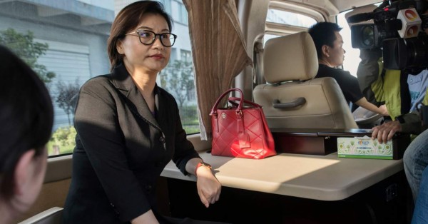 Salió de una aldea para convertirse en millonaria