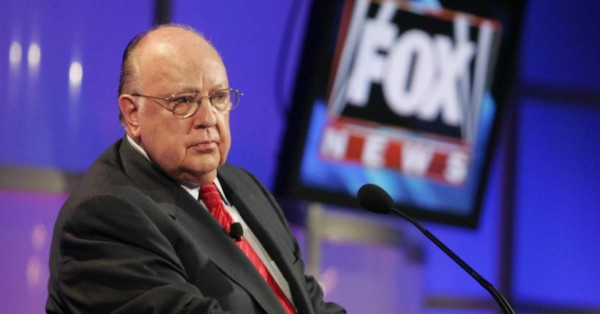 Escándalo sexual hunde al presidente de Fox News