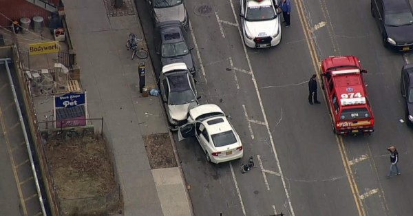 Conductor embiste peatones en Brooklyn y deja dos muertos