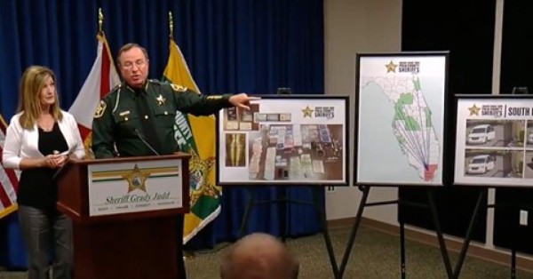 Capturan a hondureño por dirigir banda de ladrones en EEUU