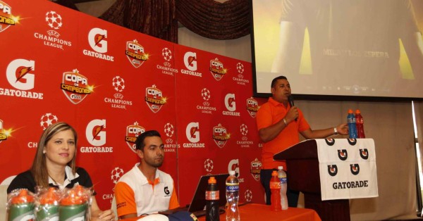 Embotelladora de Sula lanzó la Copa de Campeones Gatorade Milán 2016