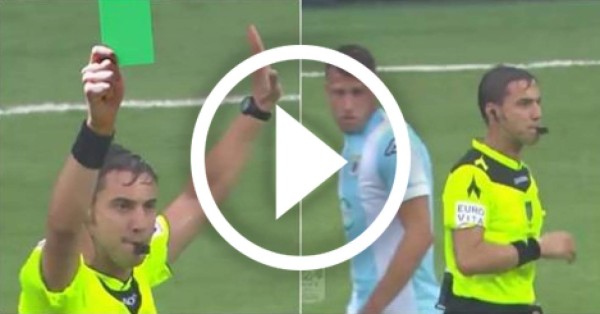 Así fue el 'debut' de la tarjeta verde en la historia del fútbol