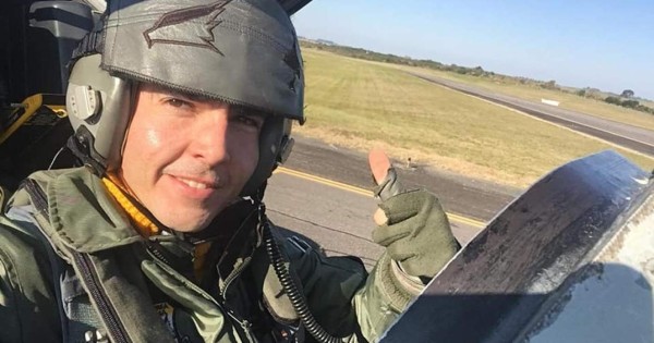 Muere piloto de la Fuerza Aérea Argentina en accidente con su avión