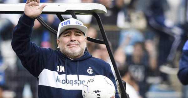 Maradona se murió solo y abandonado, dice su abogado