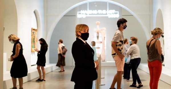 El Met reabre sus puertas tras casi seis meses de cierre: '¡Hemos vuelto!'