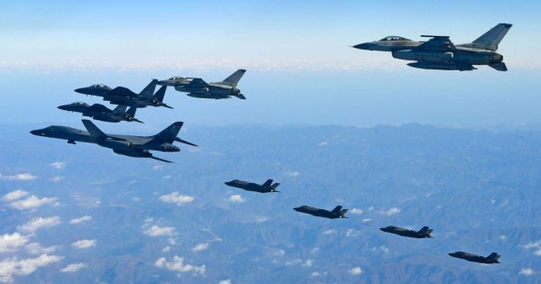 Ejército de EEUU inicia vuelos de reconocimiento frente a costas de Venezuela