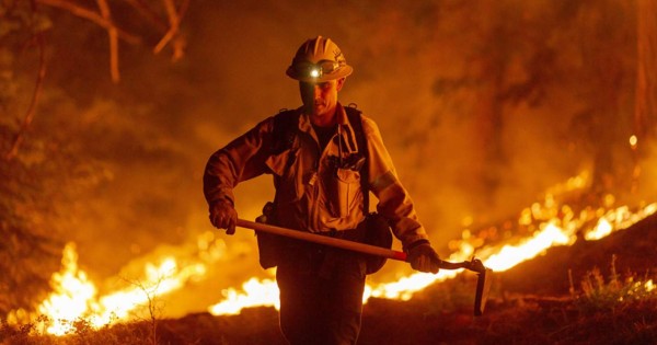 Trump visitará California para informarse sobre los incendios