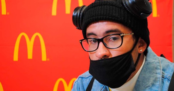 Bad Bunny da positivo por Covid-19