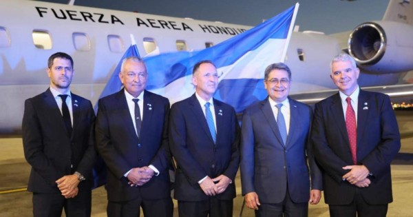 Juan Orlando Hernández llega a Israel para inaugurar embajada de Honduras en Jerusalén