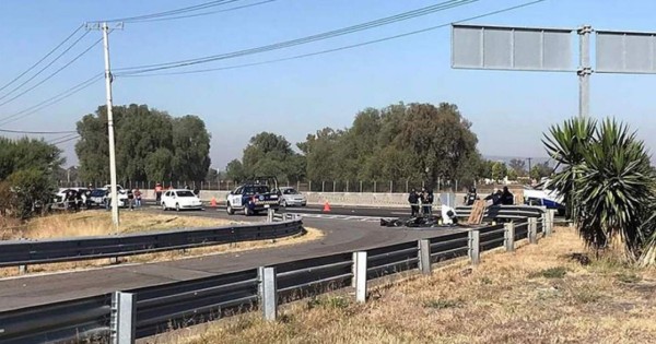 Encuentran seis cadáveres maniatados en una carretera de México