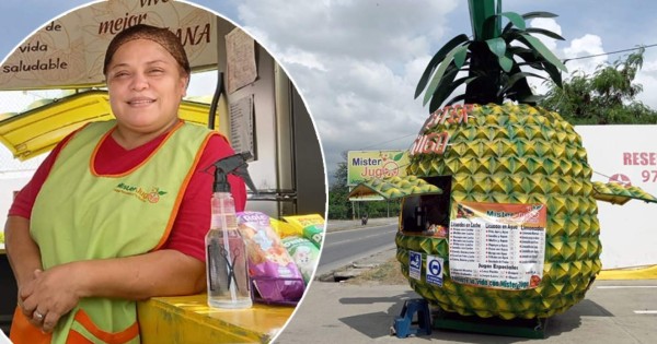 Hondureña y su 'piña gigante' causa furor con deliciosos jugos en San Pedro Sula