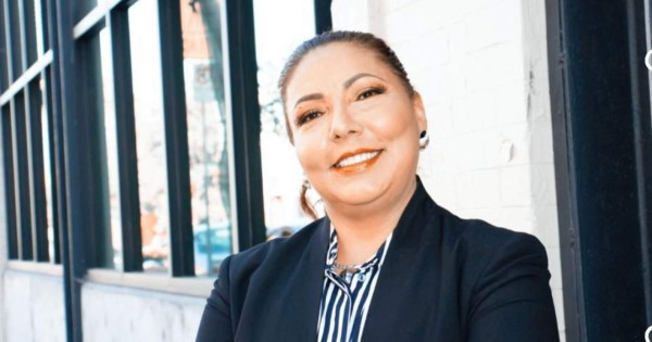 Delmi Molina: hondureña recibe el título de ciudadana distinguida en Los Ángeles