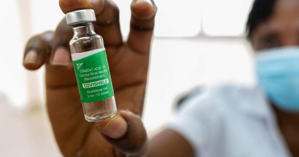 India confirma la primera muerte por reacción a una vacuna anticovid