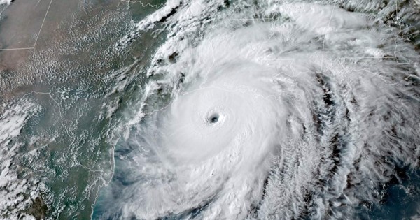 Estados Unidos prevé entre 6 y 10 huracanes en el Atlántico