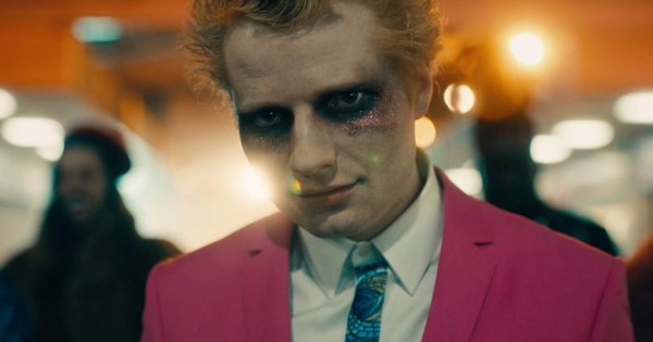 Ed Sheeran estrena su nuevo video musical 'Bad Habits'