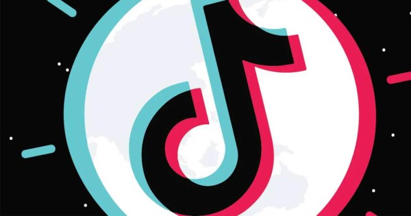 TikTok le responde a Trump que no planea irse 'a ninguna parte'