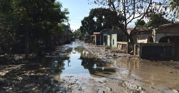 Inicia limpieza en el sector Chamelecón, un mes después de Eta y Iota