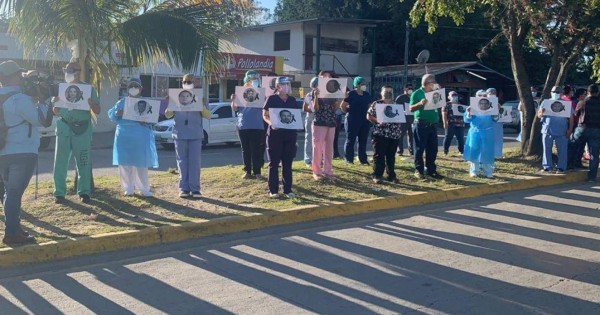 Médicos del Mario Rivas se suman a protestas por falta de vacuna