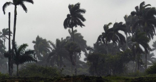 Dos depresiones tropicales pueden surgir esta semana en la cuenca atlántica