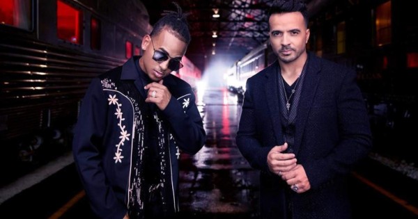 Luis Fonsi y Ozuna se suman a los artistas del programa especial de Biden