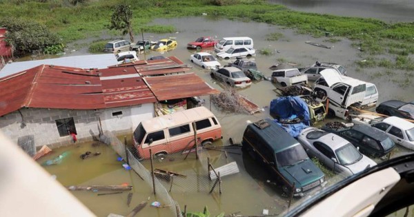 La Cruz Roja sigue en etapa de rescate en Guatemala ante la inundación de poblados