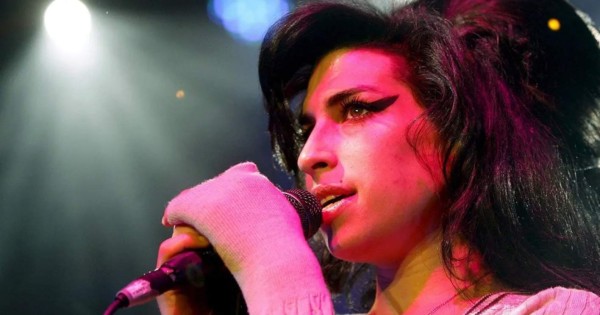 Preparan documental sobre Amy Winehouse a los diez años de su muerte
