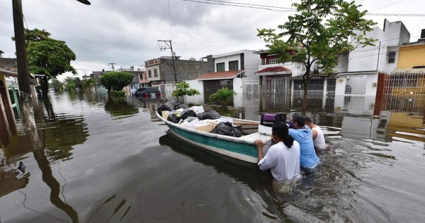 Tormenta Gamma ocasiona fuertes inundaciones en el sureste de México