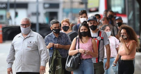 Argentina agrega 10,384 casos de covid-19 y 83 nuevos fallecimientos