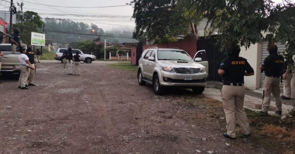 Giran orden de captura y aseguran bienes a abogada vinculada en el latrocinio al Ihss