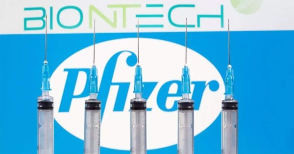 BioNTech aumentará la producción para cubrir demanda de vacuna en la UE