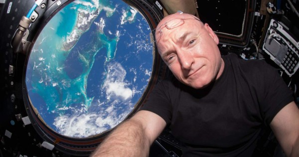 Astronauta 'tuitea' fotos de la gran tormenta en EE.UU.