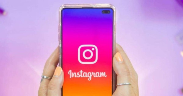 Instagram, acusada de espiar a usuarios con las cámaras