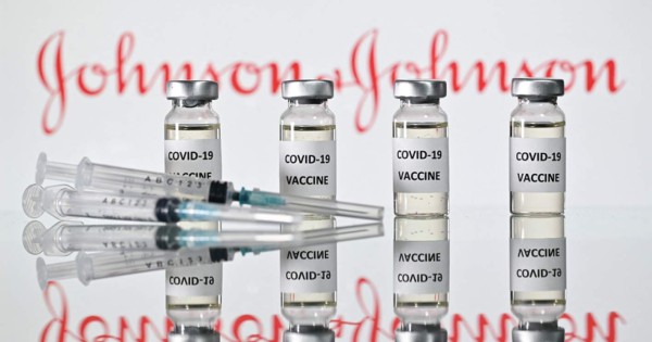 EEUU anticipa fuerte caída en entregas de vacuna de Johnson y Johnson
