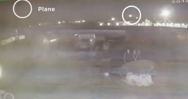 Nuevo video muestra que dos misiles impactaron contra el avión ucraniano