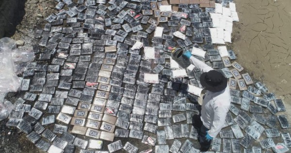El Salvador incauta 1,4 toneladas de cocaína, valoradas en 35 millones de dólares