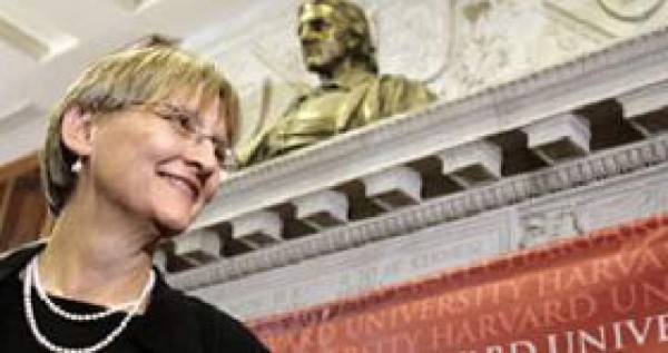 Harvard tiene presidente mujer por primera vez