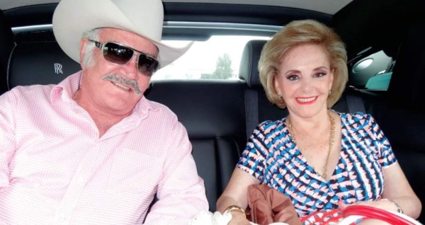 Doña Cuquita, esposa de Vicente Fernández, es hospitalizada