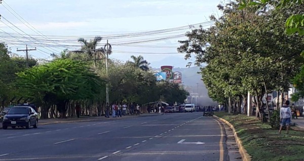 Despejada la carretera CA-5 tras protestas en Villanueva