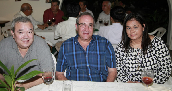 Velada de tradiciones y hermandad