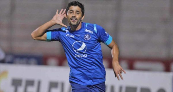 Israel Silva confiesa que jugará con la Selección de Guatemala