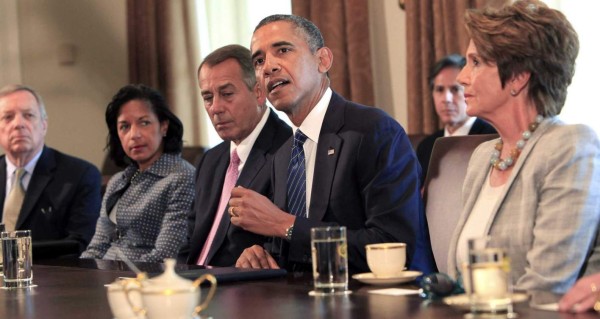 Hispanos a reunión con Obama por migración