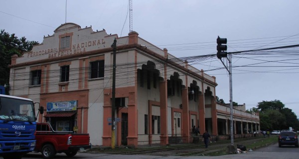 Con tren navideño apoyarán a escuela María Mazzarello