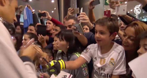 Video: El enorme gesto de Keylor con un niño