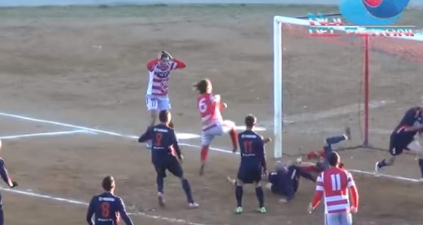 Video: Arquero realizó cuatro atajadas ¡en seis segundos!