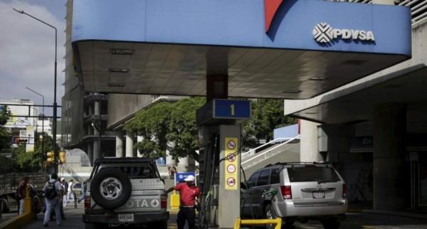 Inicia censo en Venezuela para 'uso racional' de gasolina