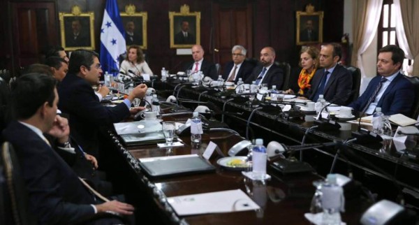 G16 avala plan del Gobierno para generar empleo