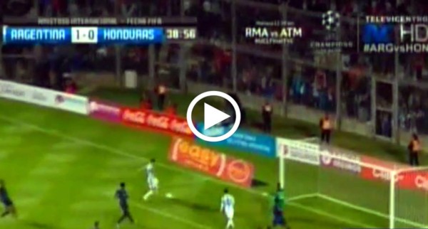 VIDEO: La gran salvada de Donis Escober ante Argentina